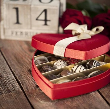 Dominasi Warna Merah Meriahkan Hari Valentine di Arab Saudi