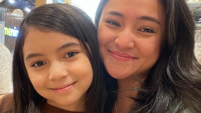Sienna, Anak Marshanda