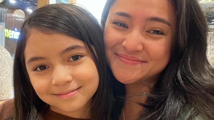 Sienna, Anak Marshanda