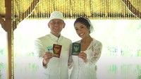 7 Potret Pernikahan Sederhana Melanie Putria dan Aldico di Bali, Ibunda Tak Hadir