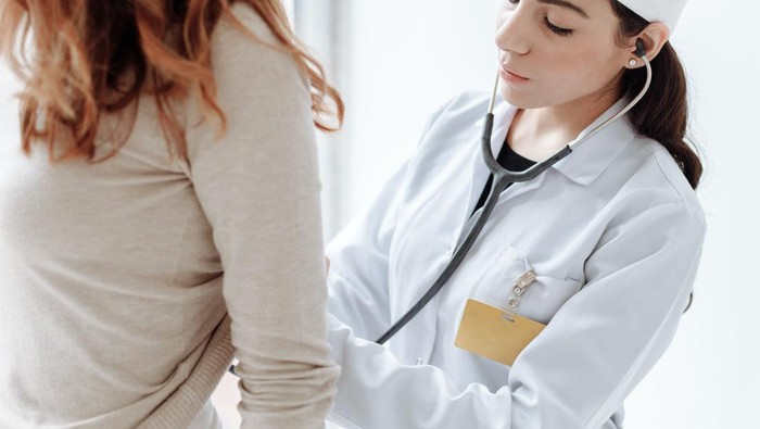 Studi Terbaru: Tenaga Medis Rentan Alami Masalah Kesehatan Mental saat Pandemi COVID-19