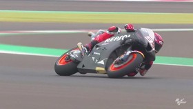 VIDEO: Marquez Kalah dari Adik Rossi di Hari ke-2 Tes MotoGP Mandalika