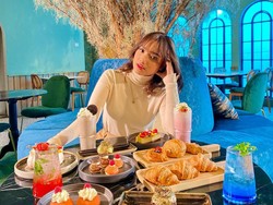 Fuji Kebanjiran Kado Valentine Mewah, Ada Sepatu Rp14 Juta