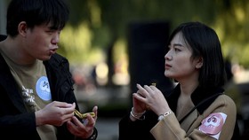 FOTO: Susah Dapat Jodoh, Partai Komunis China Jadi Mak Comblang