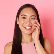 Glowing Menuju Hari Raya? Simak Kiat-kiatnya Langsung dari Dermatologis Jakarta!