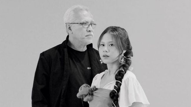 Iwan Fals dan Nadin Amizah merilis video klip untuk kolaborasi mereka, berjudul Untukmu.