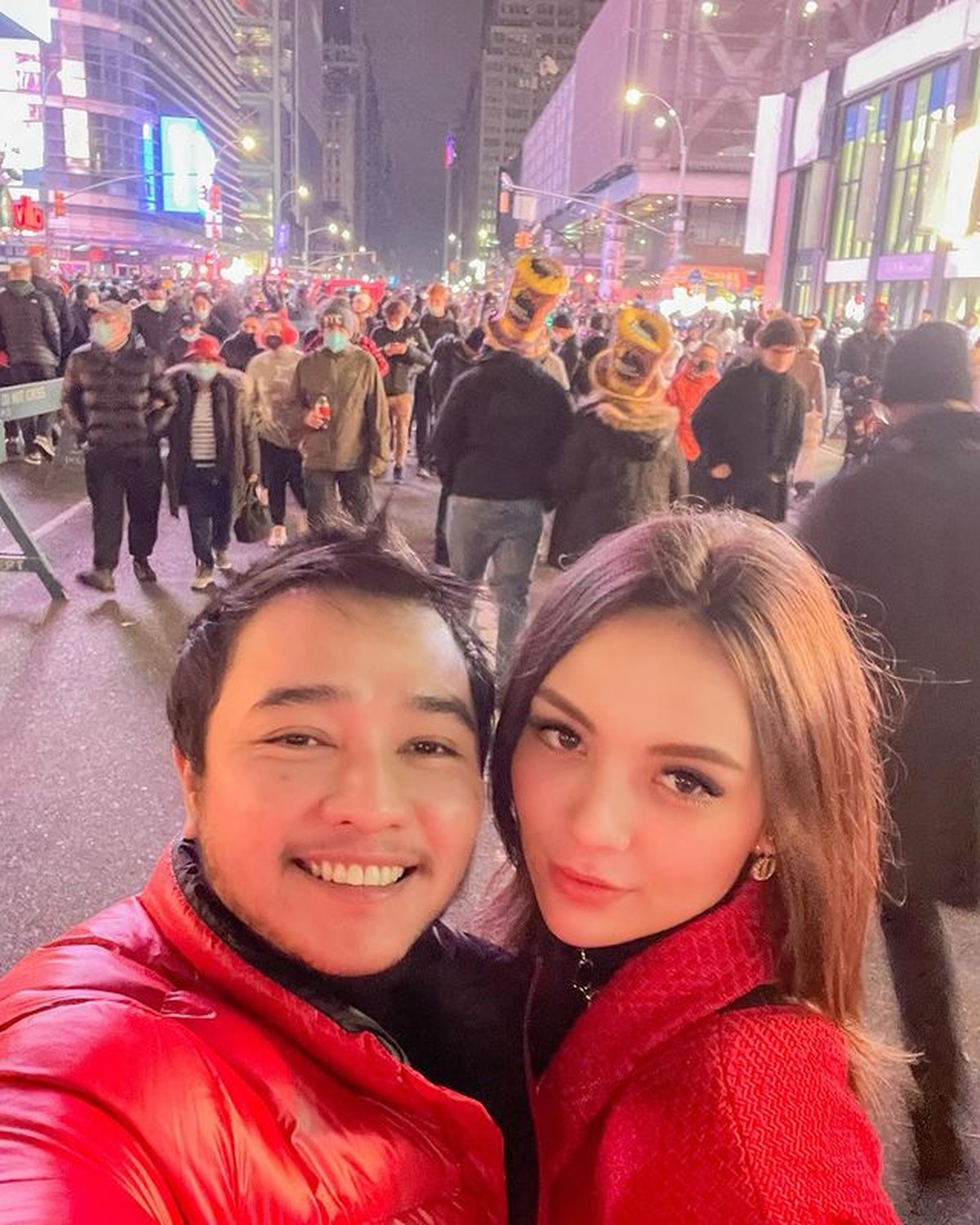 Foto Liburan Abash Mantan Lucinta Luna & Jeje