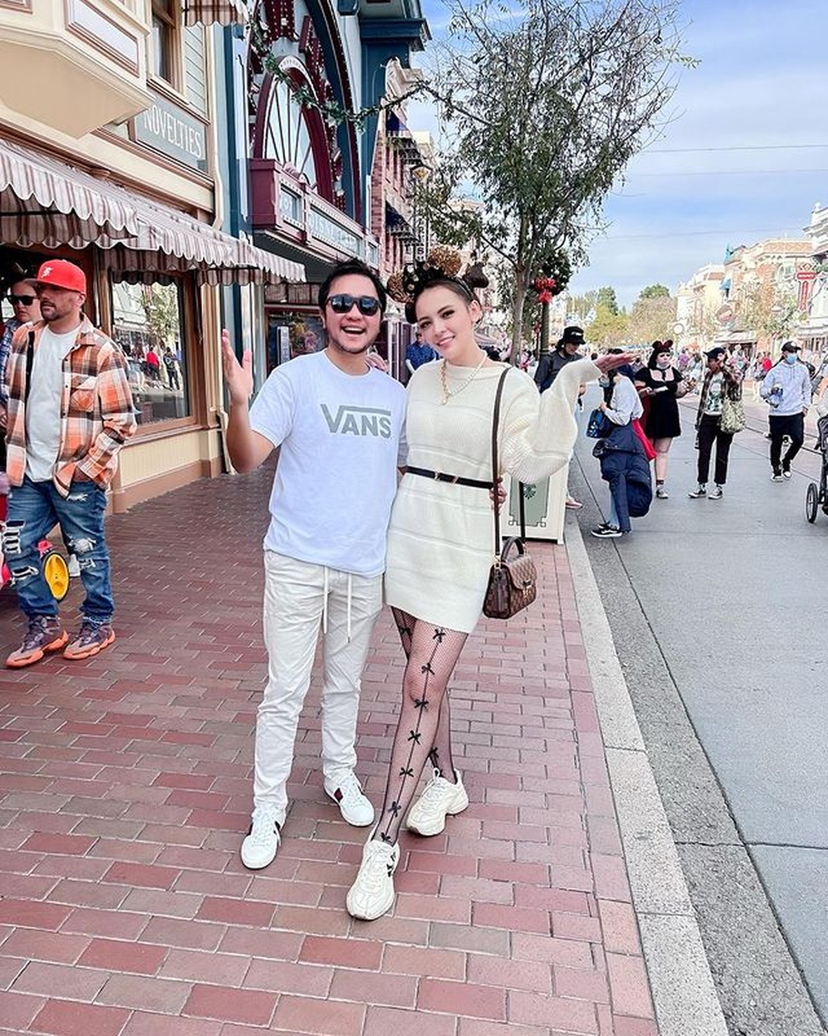 Foto Liburan Abash Mantan Lucinta Luna & Jeje