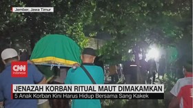 VIDEO: Jenazah Korban Ritual Maut Dimakamkan