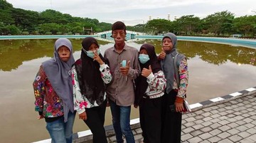 DAPAT PERHATIAN DARI LUAR NEGERI