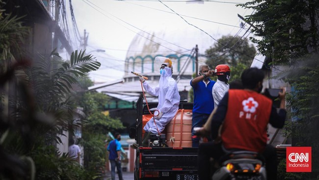 Kemenkes bakal mengembangkan pengiriman pesan serentak (blast message) sebagai upaya pelacakan kontak erat kasus Covid-19 di fasilitas publik.