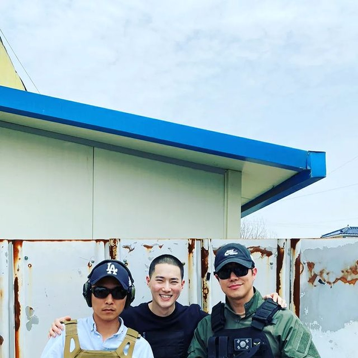 Potret Suho EXO Usai Wamil