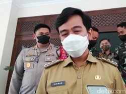 Gibran Kejar Penebar Hoax Menara Masjid Sriwedari Goyang, Bagaimana Caranya?