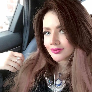 Tengsin Abis! Begini Kronologi Barbie Kumalasari Nyungsep di Bandara Soeta