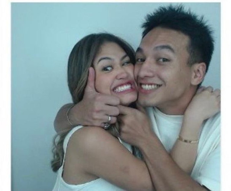 7 Potret Kemesraan Jefri Nichol dan Belleza Kekasih Barunya
