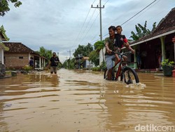 Warga Ponorogo yang 3 Hari Kebanjiran Keluhkan Belum Tersentuh Bantuan