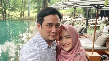 img-title Demi Anak, Cindy Fatikasari & Tengku Firmansyah Akan Pindah ke Kanada