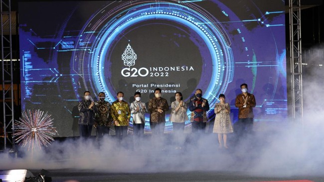 Menjelang penyelenggaraan U20 Mayors Summit, Gubernur DKI Jakarta Anies Baswedan menggarisbawahi terdapat enam tantangan yang dihadapi perkotaan.