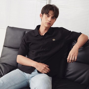img-title 7 Potret Charming Aktor Bright Vachirawit, Bikin Terpesona Lewat Karakter Gu Jun Pyo versi 'F4 Thailand'