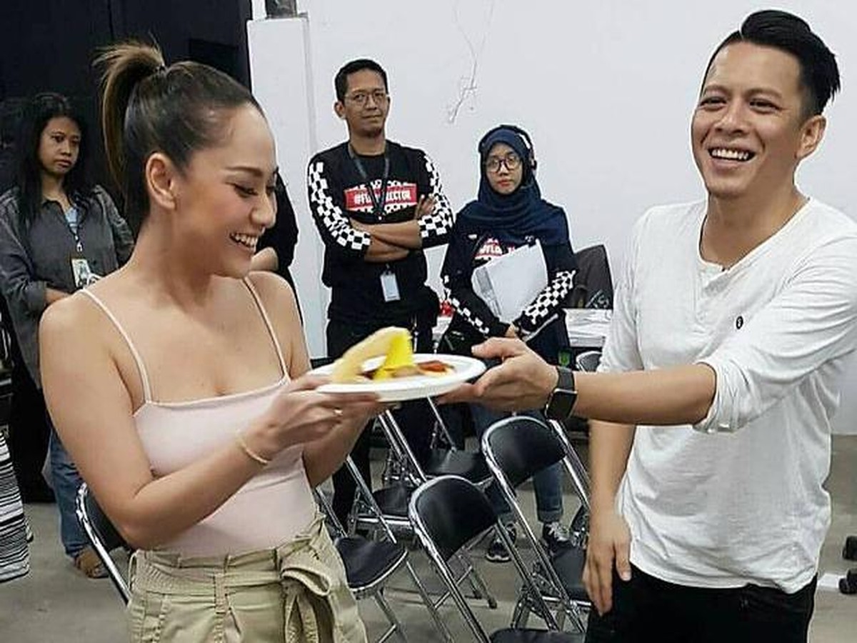 Momen Kebersamaan Ariel NOAH dan BCL