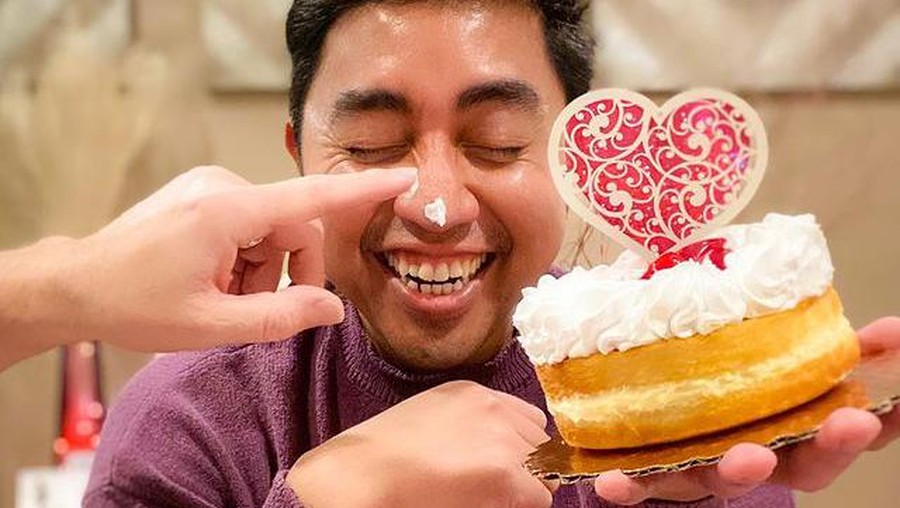 Potret Kia AFI Rayakan Valentine Kia AFI baru-baru ini mengunggah momen rayakan valentine yang jadi sorotan dan perbincangan. Yuk, intip potretnya!