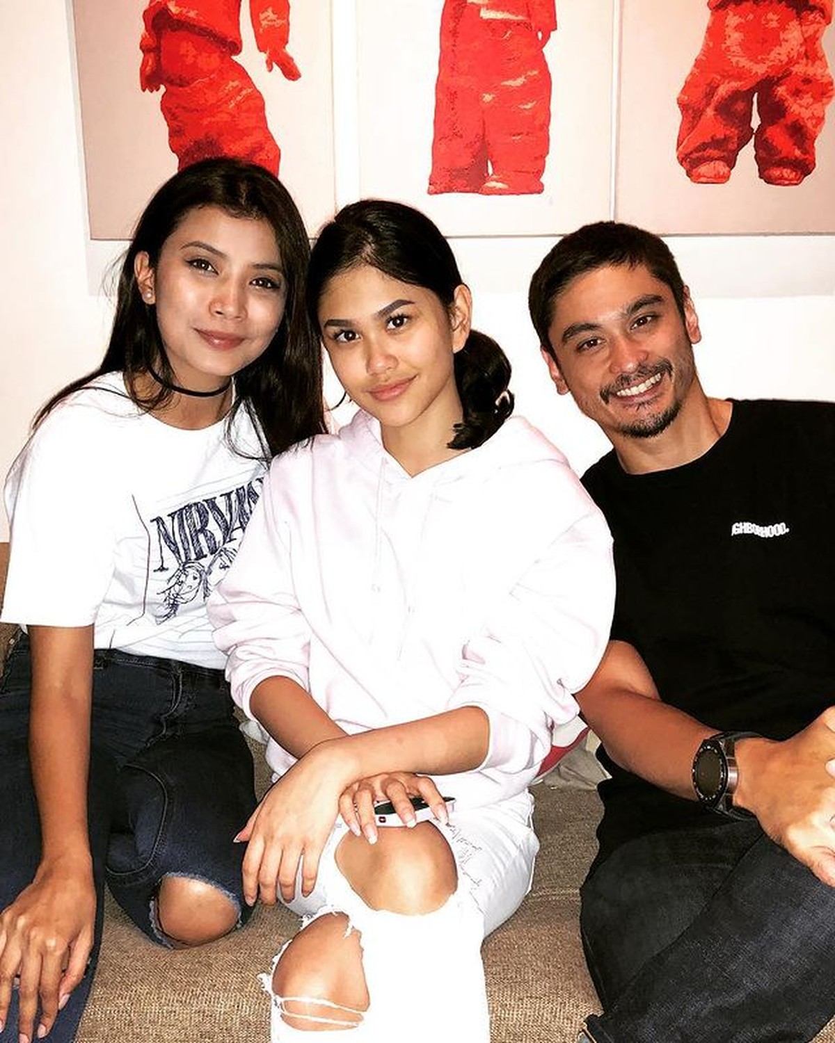 Usai bercerai dari Irna Mareta&comma; Reuben menikah perempuan asal Malaysia bernama Shenty Feliziana pada 2018 lalu&period; Yuk&comma; intip potretnya&excl;