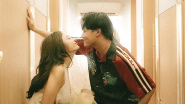 img-title Rizky Febian & Mahalini Kelewat Mesra, Netizen Ingatkan soal Jejak Digital
