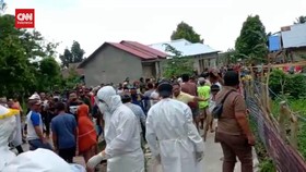 VIDEO: Warga Hadang dan Lempari Batu Tim Pemulasaran Jenazah Covid