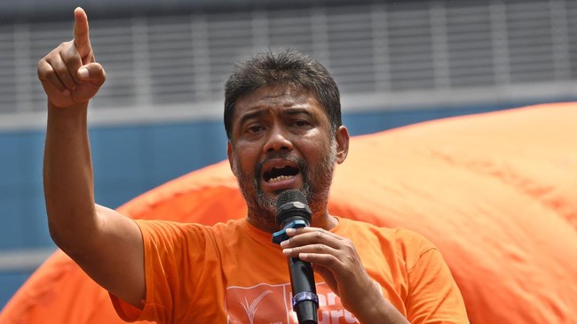 Buruh Protes Kenaikan UMP 2023, Tuntut Revisi Partai Buruh dan KSPI akan melakukan aksi demo merespons kenaikan UMP yang dinilai tidak sesuai inflasi.