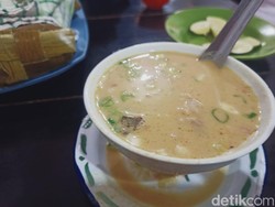 Main ke Maros, Jangan Lupa Cicip Coto Rampa dengan Kuah Kuning Kaya Khasiat