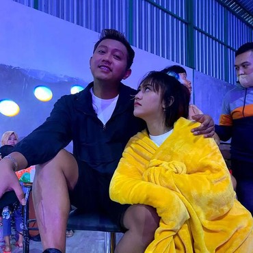 Disebut CLBK, Intip 7 Momen Kedekatan Denny Caknan dan Happy Asmara