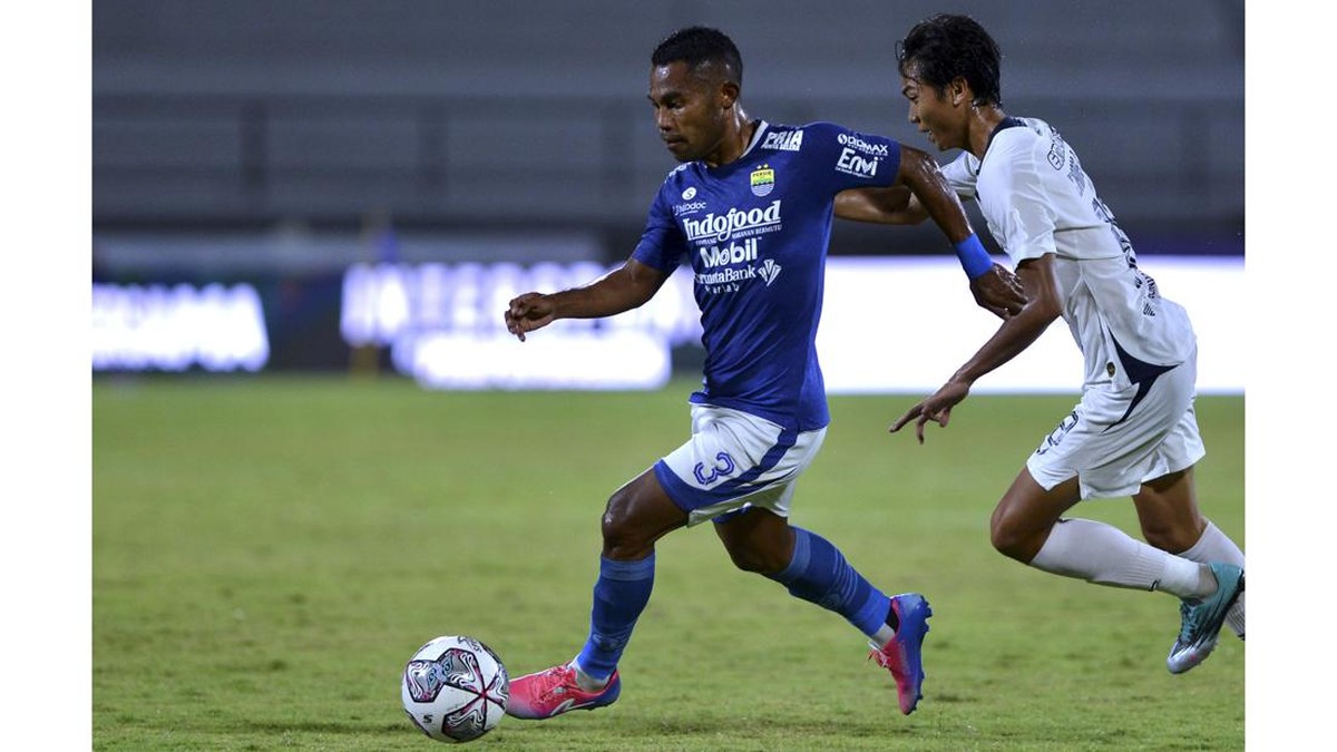 FOTO: Persib Gagal Tembus 3 Besar Usai Diimbangi PSIS