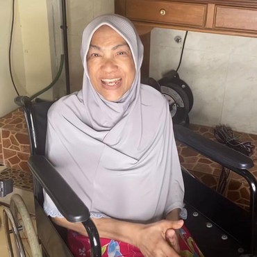 7 Potret Terakhir Mendiang Dorce Gamalama Sebelum Meninggal Dunia