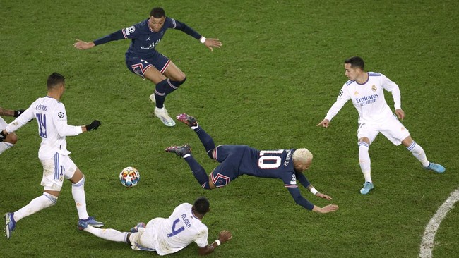 Real Madrid berupaya untuk membalikkan keadaan saat menjamu Paris Saint-Germain (PSG) pada leg kedua babak 16 besar Liga Champions, Kamis (10/3) dini hari WIB.