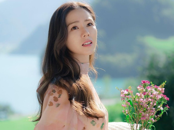 Son Ye Jin di Crash Landing on You