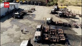 VIDEO: 19 Truk di Chile Dibakar oleh Seorang Pria Tak Dikenal