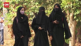 VIDEO: India Buka Sekolah di Tengah Konflik Jilbab