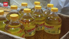 VIDEO: Pedagang Keluhkan Pembatasan Minyak Goreng Curah dan Kemasan