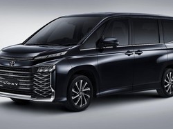 Mau Beli Voxy si Baby Alphard? Segini Cicilannya Per Bulan