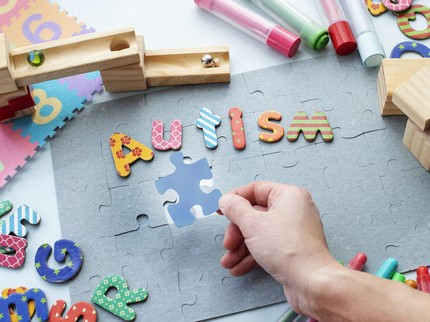 3 Tanda Awal Anak Autis, Bisa Dikenali Sejak Usia Kurang 3 Tahun