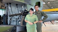 <p>Joy Destiny Tiurma Tobing atau Joy Tobing kini sedang menikmati status barunya sebagai seorang istri. Seperti diketahui, Joy menikah dengan seorang perwira TNI bernama Cahyo Permono pada September tahun lalu. (Foto: Instagram @joydestinytobing)</p>