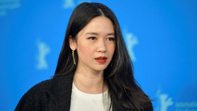 Laura Basuki tengah menjadi sorotan berkat aktingnya yang memukau di film Sleep Call. Simak apa saja film yang dibintangi Laura Basuki.