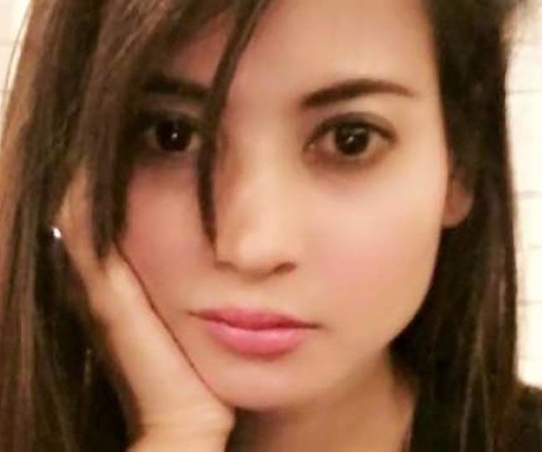 Potret Novi Amelia Potret Novi Amelia