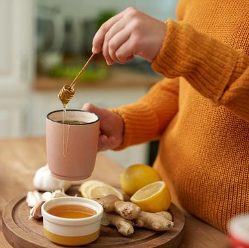 img-title Nggak Boleh Sembarangan, 3 Hal Ini Wajib Kamu Ketahui Sebelum Minum Obat Herbal!