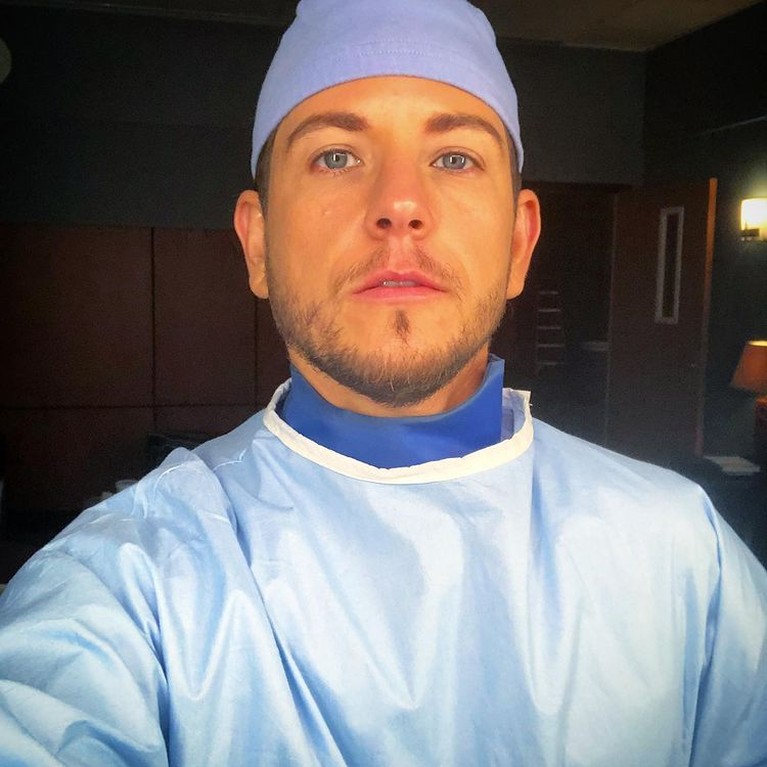Alex Blue Davis Alex Blue Davis salah satu artis Hollywood yang transgender.