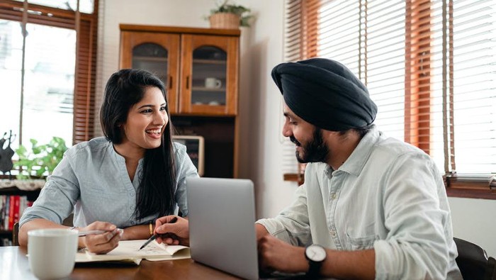 Biar Masa Tua Bahagia, 5 Hal Ini Harus Dipersiapkan oleh Pasangan Baru Menikah!