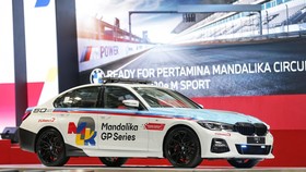 Sedan Hybrid BMW Kawal MotoGP Mandalika 2022