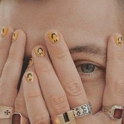 Tren Nail Art untuk Laki-Laki, Seperti Ini Kuku Selebriti dari Harry Styles hingga EXO Sehun