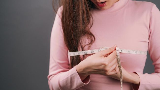 Payudara bisa dikecilkan dengan prosedur breast reduction. Namun, ada hal-hal yang patut dipertimbangkan, apalagi jika Anda ingin memiliki anak lagi.