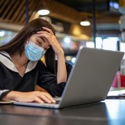 Berita Pandemi hingga Perang Rusia-Ukraina Bisa Bikin Stres, Ini Cara Tetap 'Waras' di Tengah Gempuran Informasi